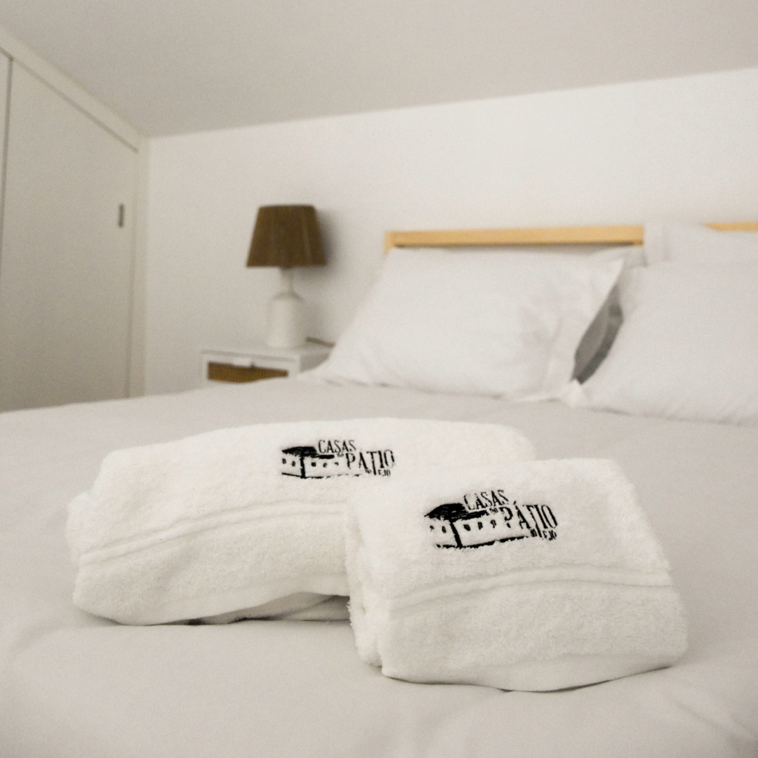 Voucher digital • P/ 2 PESSOAS • Passeio a Cavalo & 2 Noites nas Casas do Pátio do Tejo