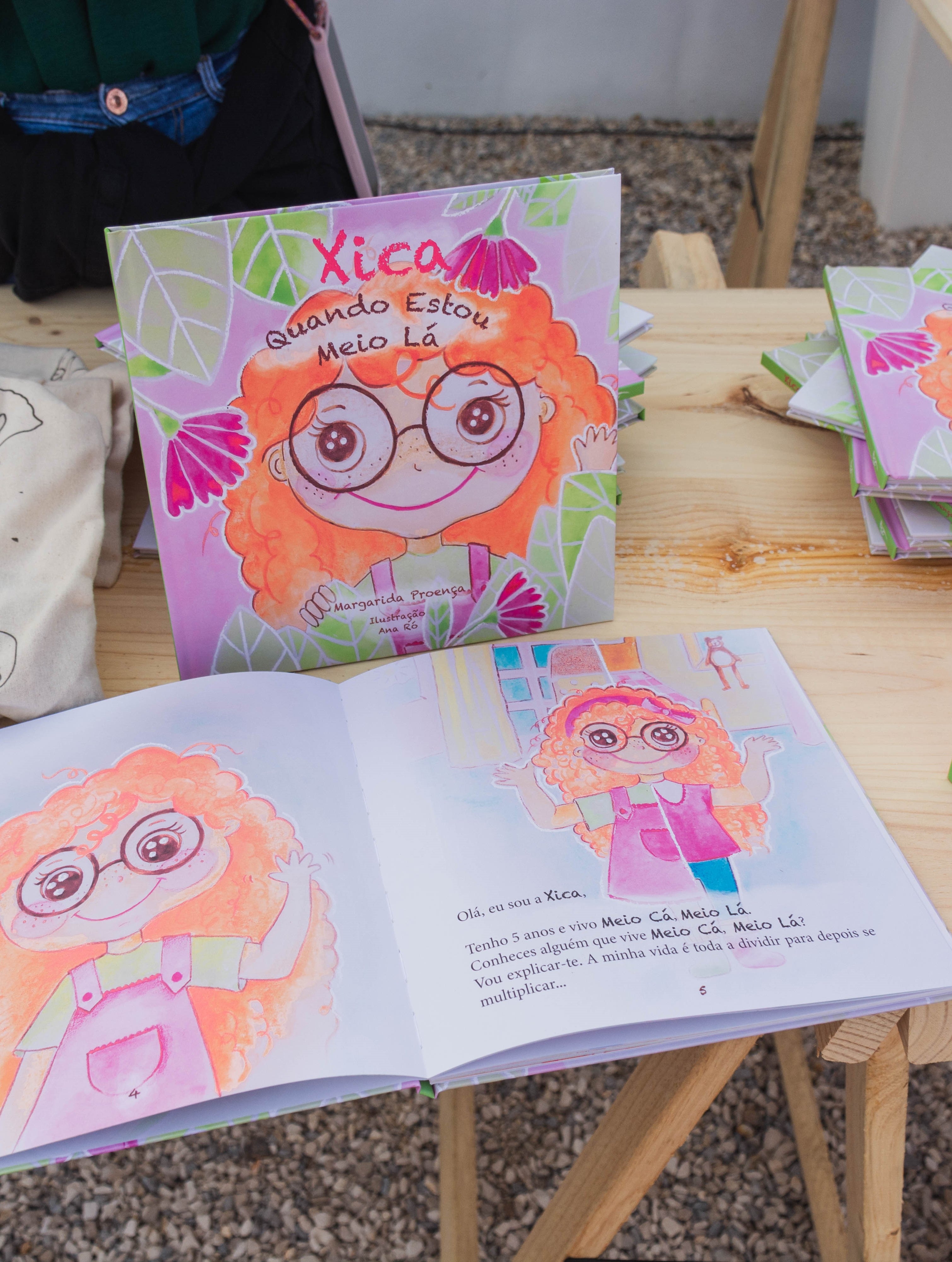 Voucher físico • Batismo Equestre + Livro da História da Xica "QUANDO ESTOU MEIO LÁ"