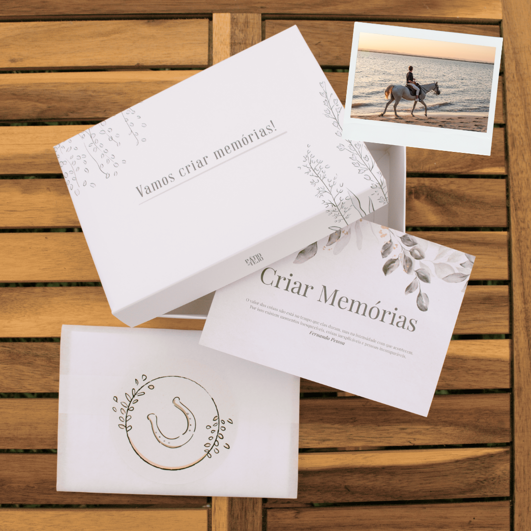 Gift Box • Horseback Riding on Pôr-Do-Sol Beach