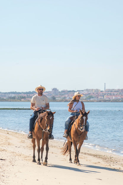 Voucher físico • Passeio a Cavalo + Lenço Amor