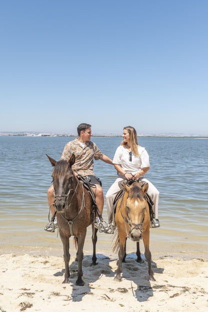 Digital voucher • Horseback riding for 2 PEOPLE &amp;amp; Picnic Basket