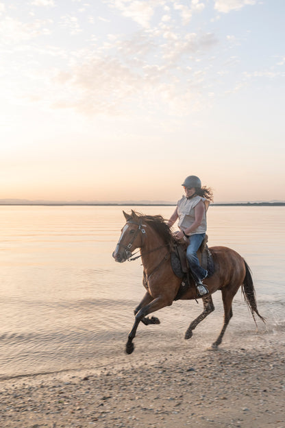 Horseback Riding on Pôr-Do-Sol Beach • 1h 30min • From 12 years old