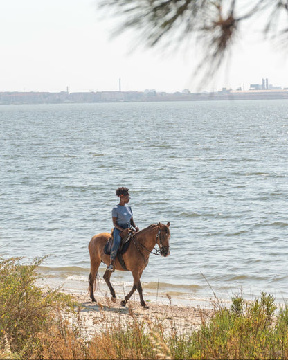 Voucher físico  • Passeio a Cavalo Privado + Chapéu